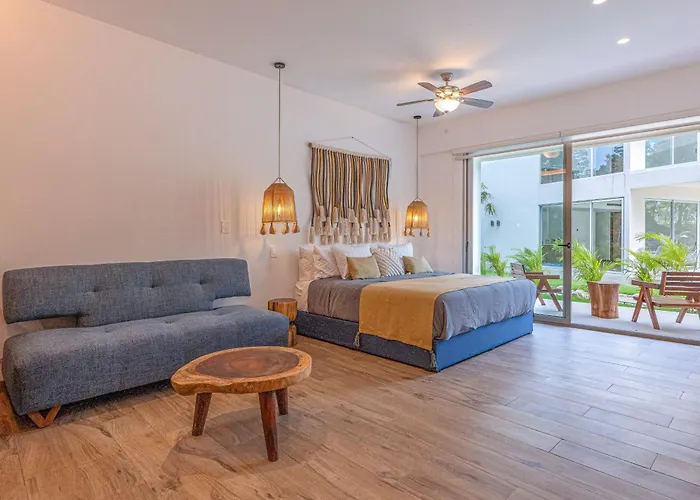 Coral Breeze Hotel